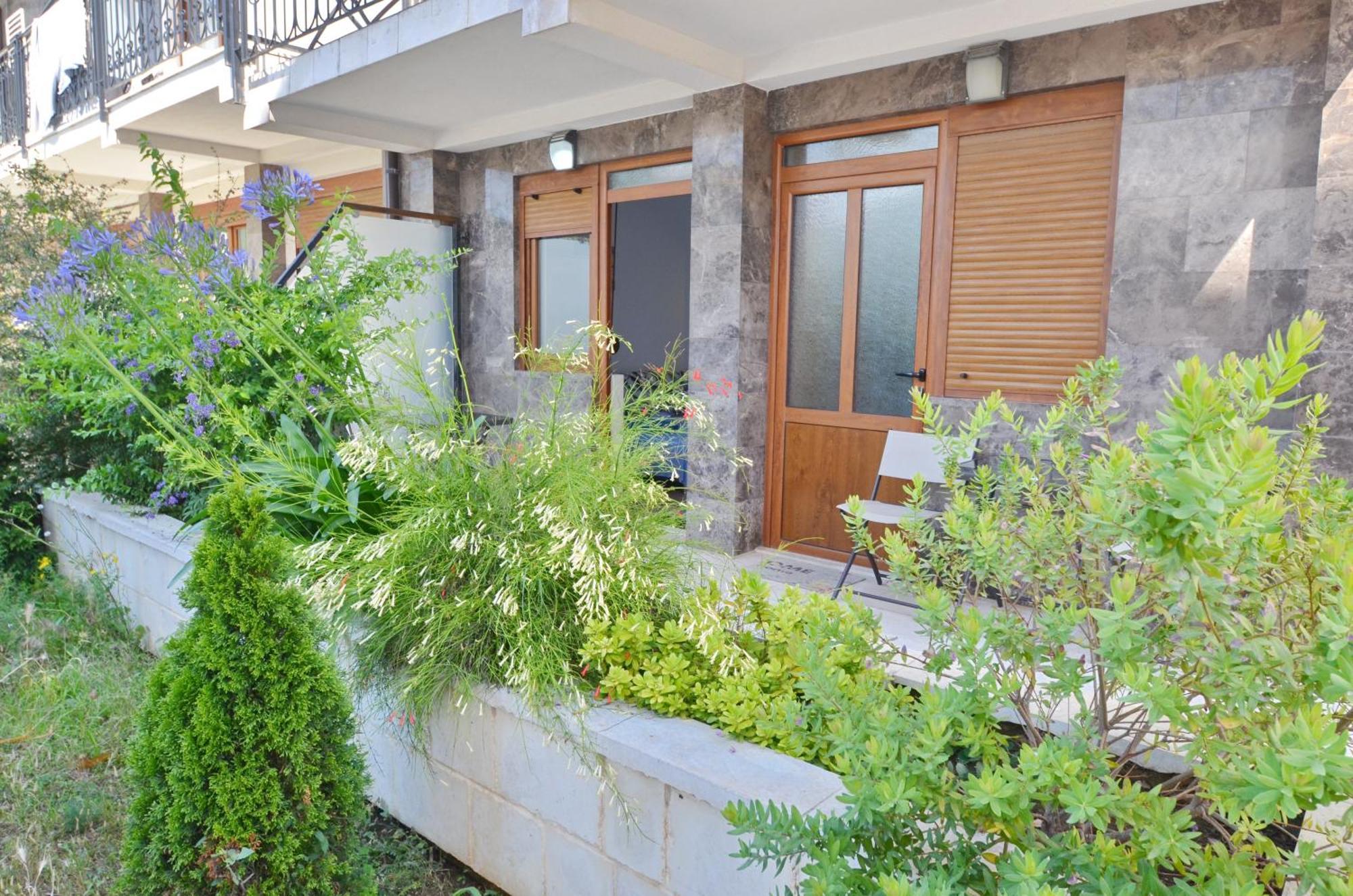 Trojanovic Apartments Tivat Exterior photo