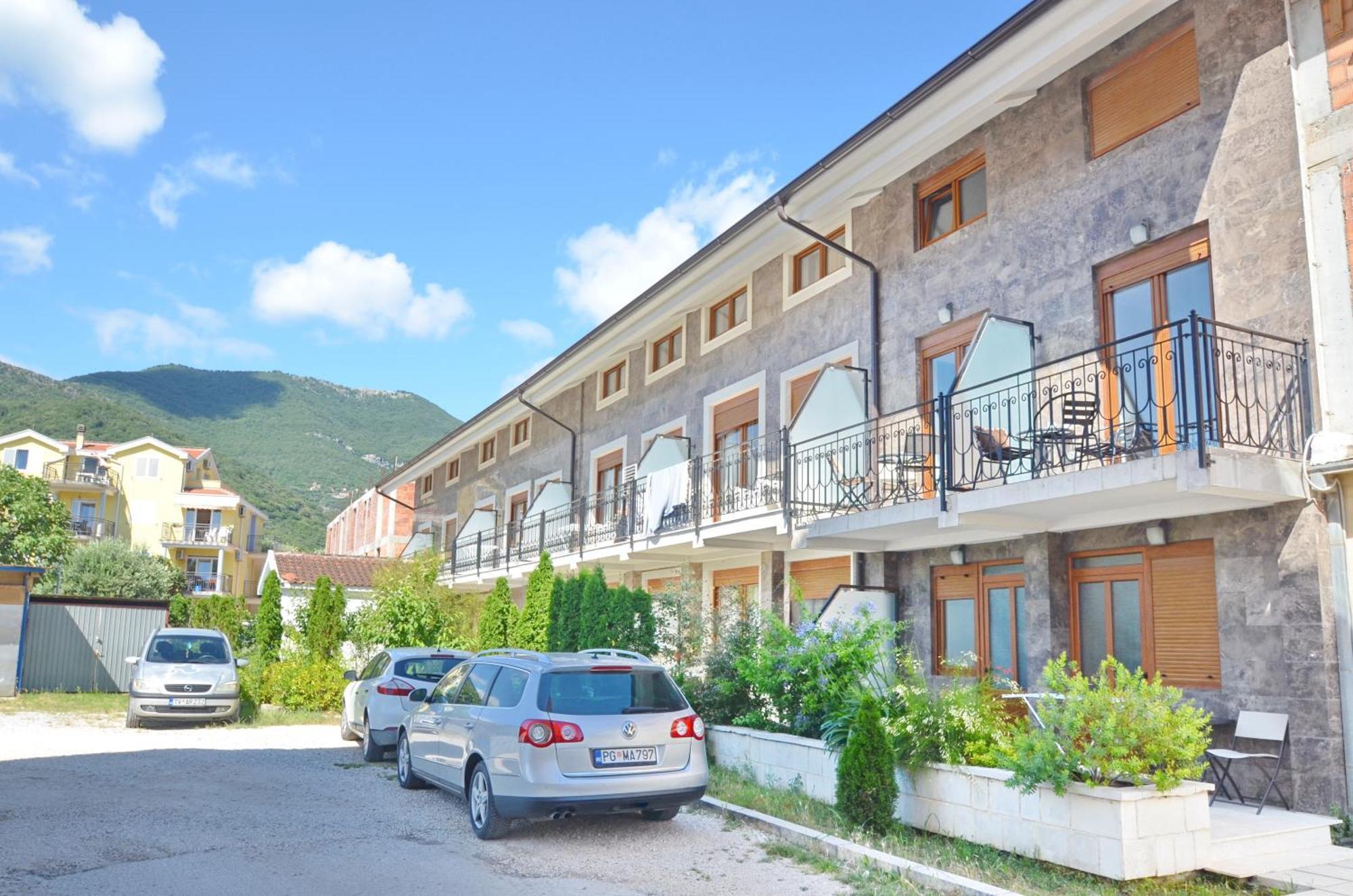 Trojanovic Apartments Tivat Exterior photo